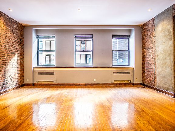 5th image of 41 W 46th St APT 2A