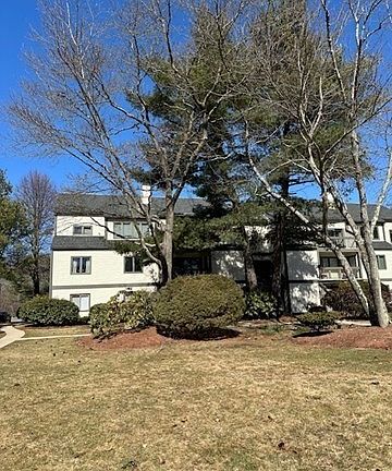 2nd image of 1100 Salem St APT 35