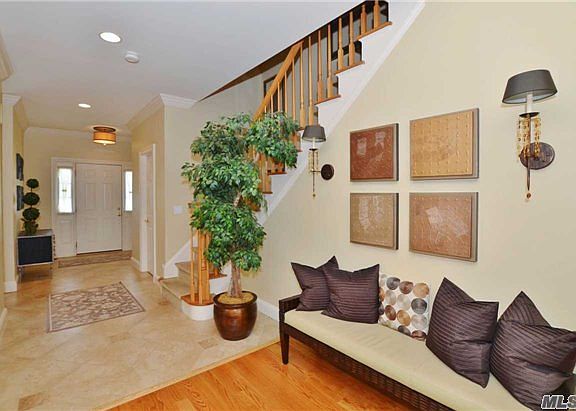 2nd image of 164 Brattle Cir