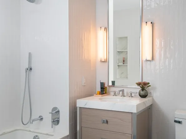 368 Third Avenue image 10 of 19