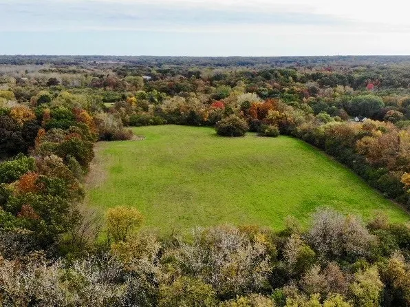 40140 N Mill Creek Rd, Wadsworth, IL 60083