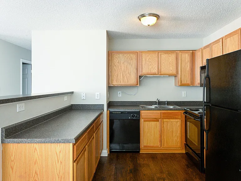 1845 Crest Hollow Dr #201 — Photo 3