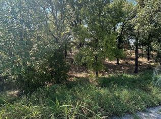 Sam Houston St, Mineral Wells, TX 76067