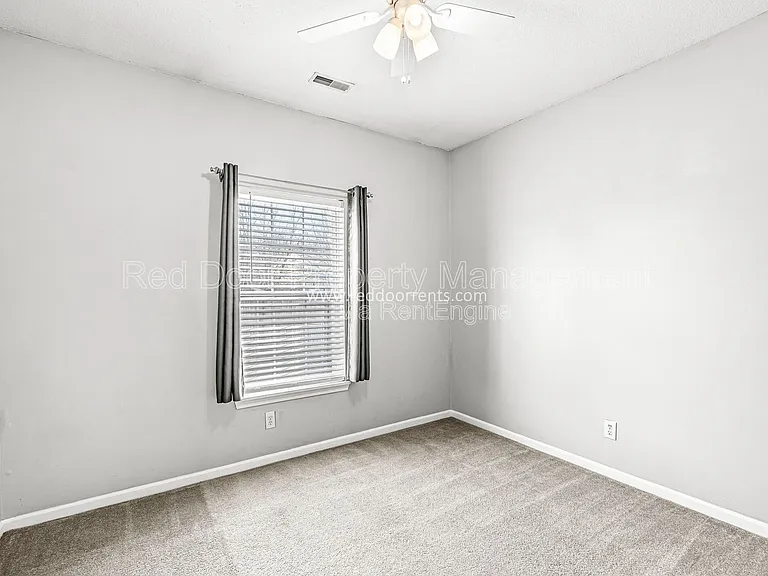 12273 Rambling Rd — Photo 2