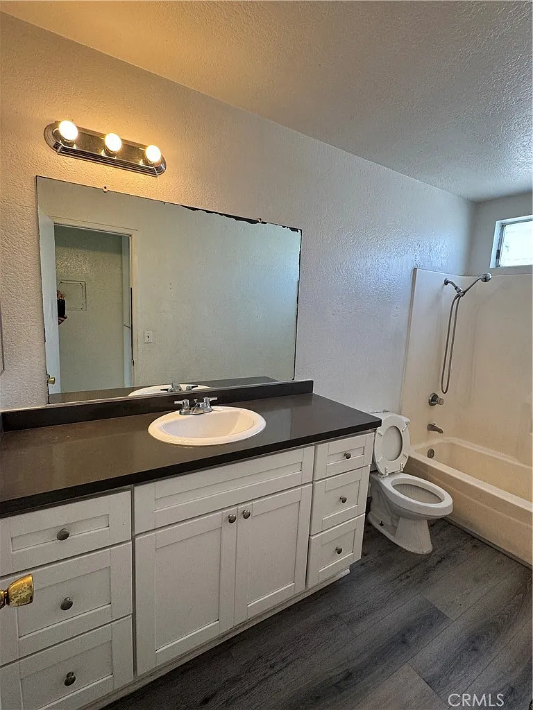 1 bed, 550 sqft, $1,675 — Photo 4
