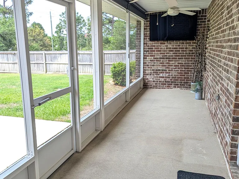 1827 Sundown Dr — Photo 19