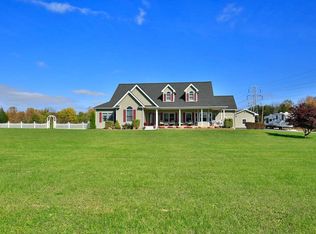 923 Western Rd, Castleton, NY 12033