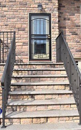3rd image of 253 Poultney St
