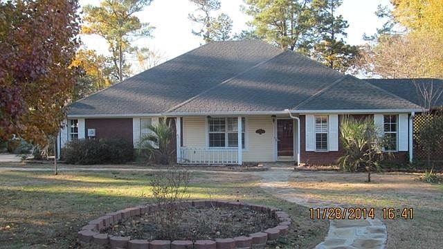1st image of 183 Lakeshore Dr