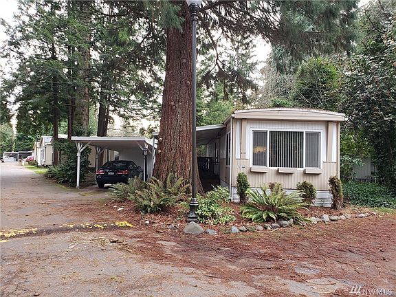 5th image of 900 29th St SE Unit A18