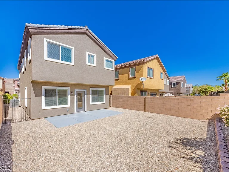 212 Fairway Woods Dr — Photo 30