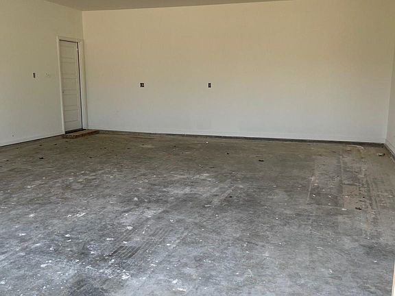 2nd image of 472 George Ellis Dr
