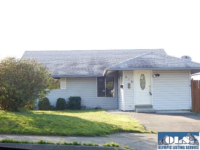 616 S I St photo 1
