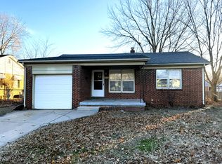 1114 S Waverly Rd, Wichita, KS 67218