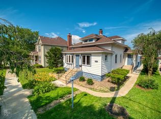 709 Singer Ave, Lemont, IL 60439