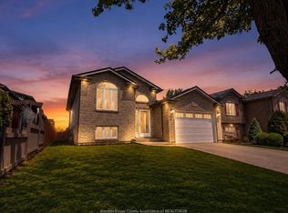 776 Dynasty St, Windsor, ON N9G2W2