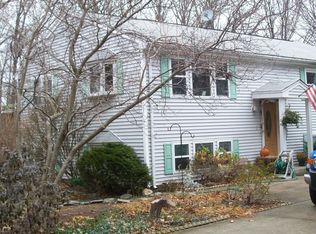 130 Sayles Hill Rd, North Smithfield, RI 02896