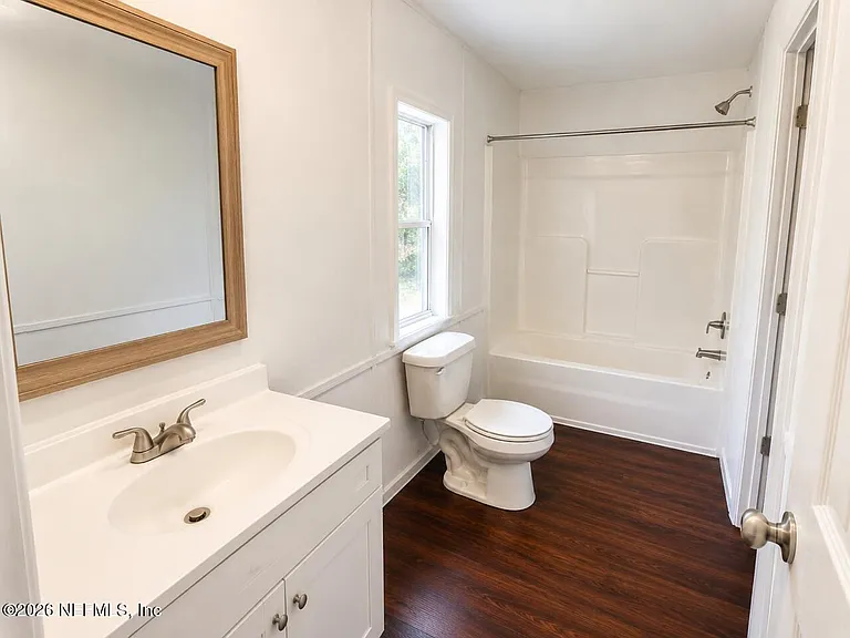 3521 Whitehall St — Photo 8