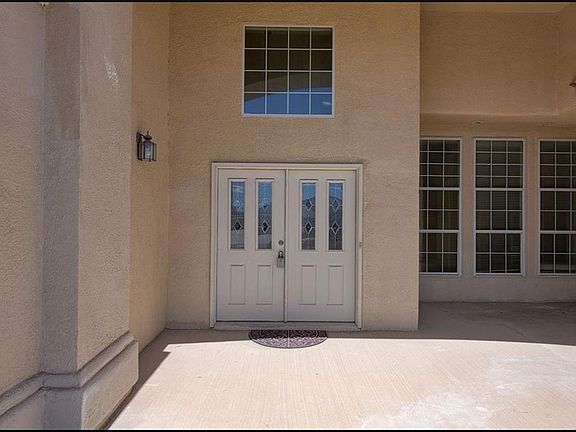 4th image of 313 La Florida Dr