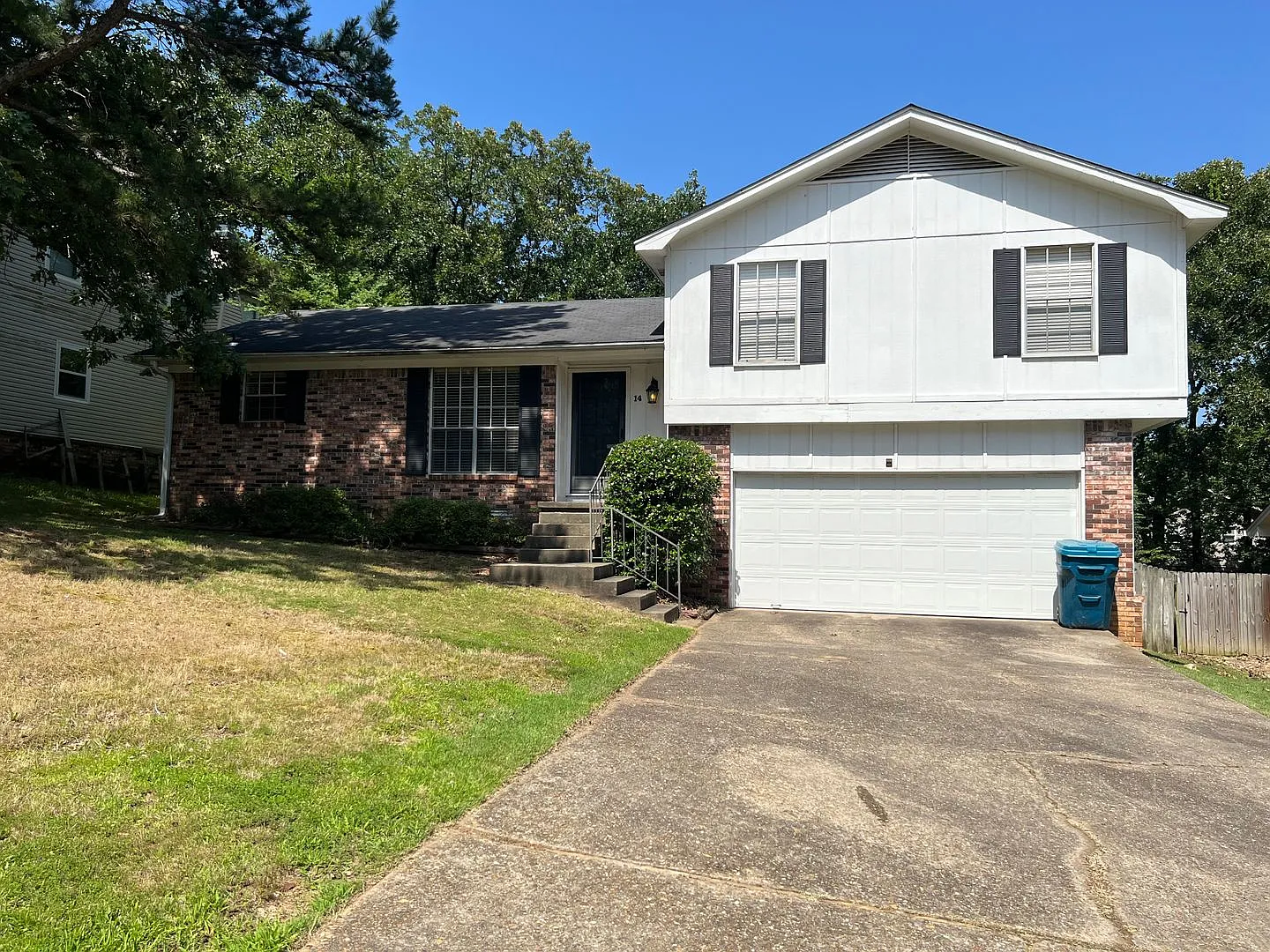 14 Feldspar Ct., Little Rock AR 72212 - Nice 3br 2ba split level, Pleasant Forest — Photo 1