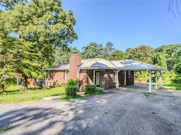 3305 Lakeland Rd, Gainesville, GA 30506