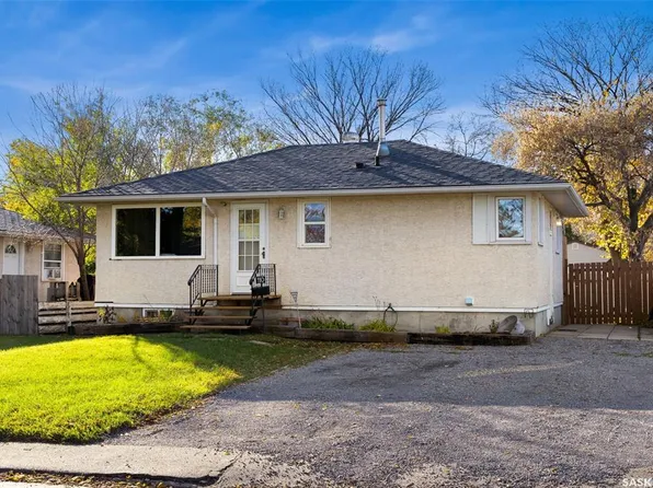 110 Ottawa STREET, Regina, SK S4R 1N2