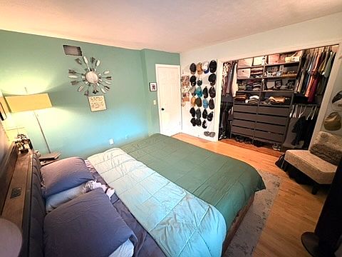3rd image of 3075 Colonial Way APT I