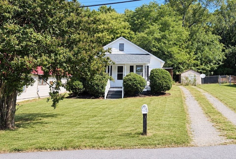 1st image of 200 Cain St