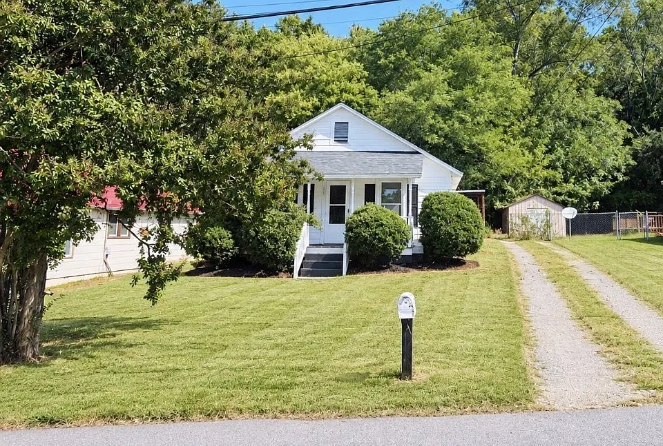 200 Cain St
