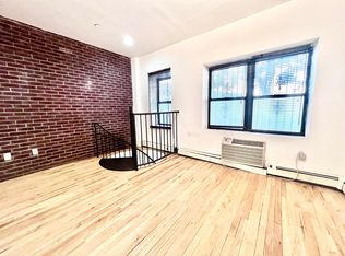 260 Devoe St #1A, Brooklyn, NY 11211