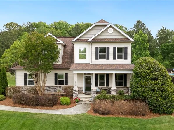 203 Kapstone Xing, Lexington, NC 27295