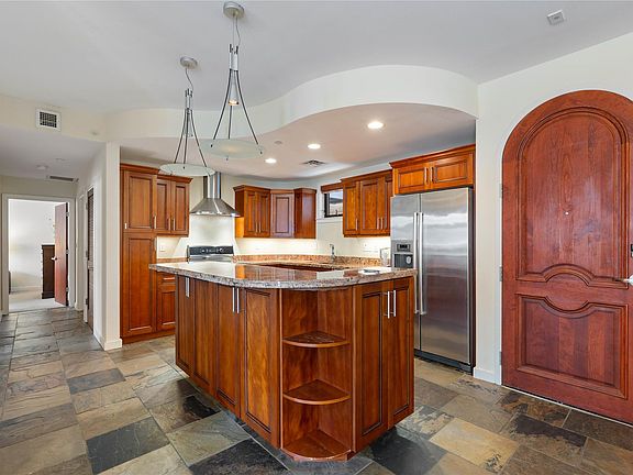 5th image of 1812 West Ave Suite 408