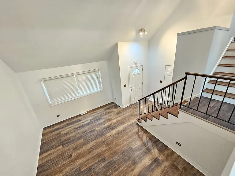 571 White Birch Rd — Photo 5