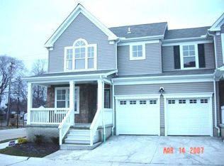 11563 Sunny Dr, Warrensville Heights, OH 44128