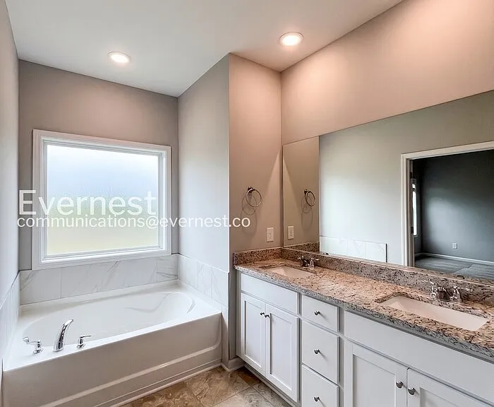 1115 Prospect Ct — Photo 12