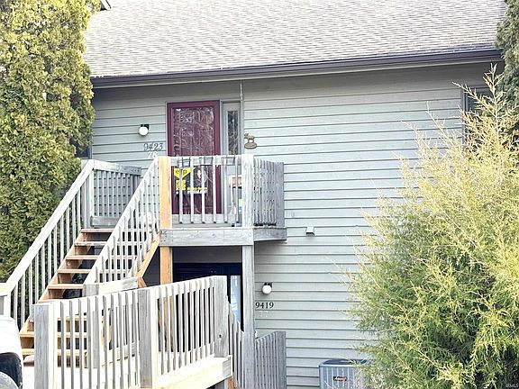 2nd image of 9423 S Pointe Retreat Dr