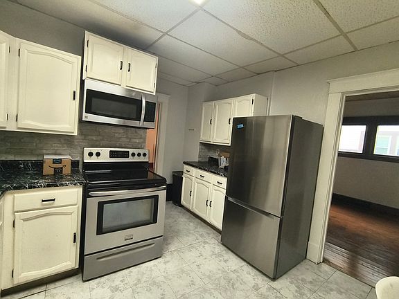 5th image of 720 N 13th St