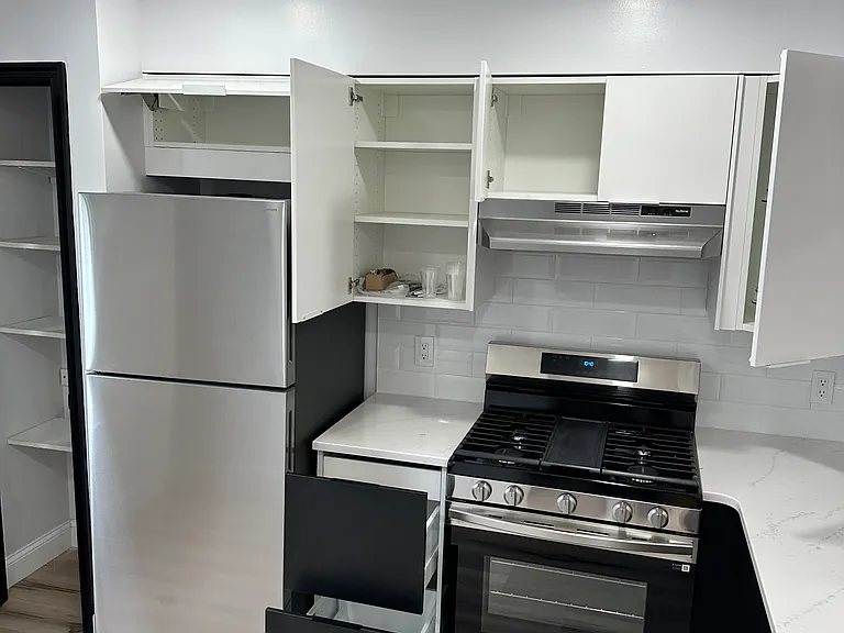 406B Saxony Dr #406B — Photo 3
