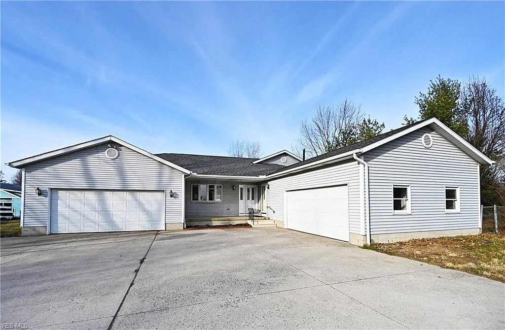 8980 Bechtel Rd photo 1