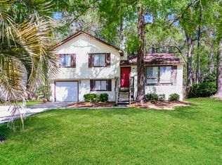 66 Peppertree Ln, North Charleston, SC 29420