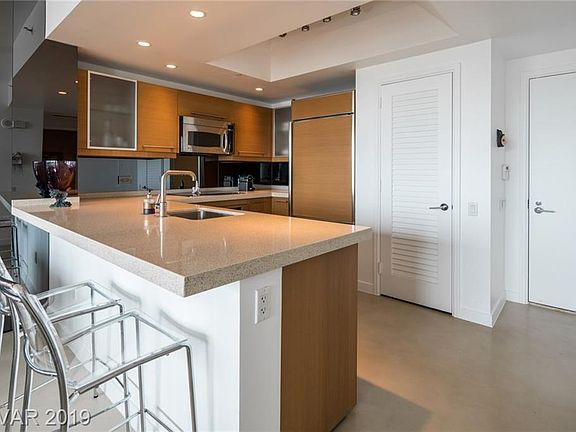 3rd image of 322 Karen Ave Unit 2605