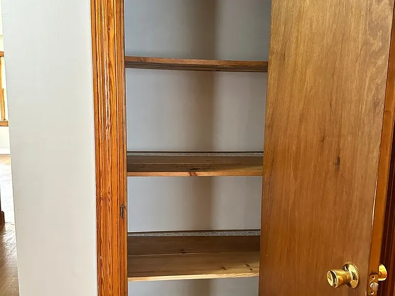 144 N Fairview Cir — Photo 21