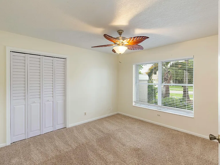 1741 Grantham Dr — Photo 21