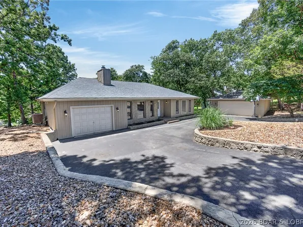321 Kays Point Rd, Lake Ozark, MO 65049