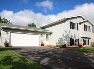 236 Fraser Dr, Foley, MN 56329