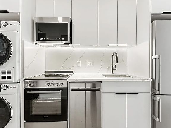3rd image of 37 Woodhull St APT 2