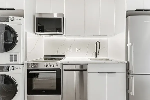 Kitchen, photo 1