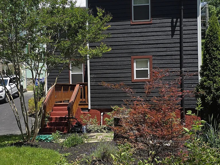 7516 Main St — Photo 48