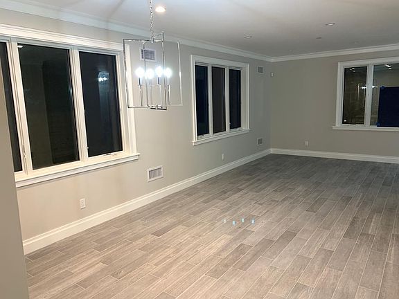 5th image of 2119 E 65th St APT 2