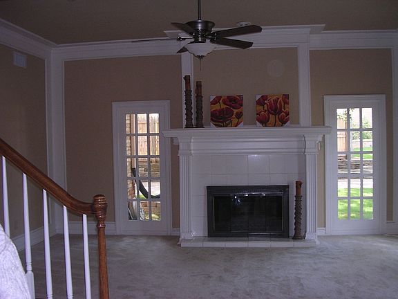 4th image of 4 Creekmere Dr